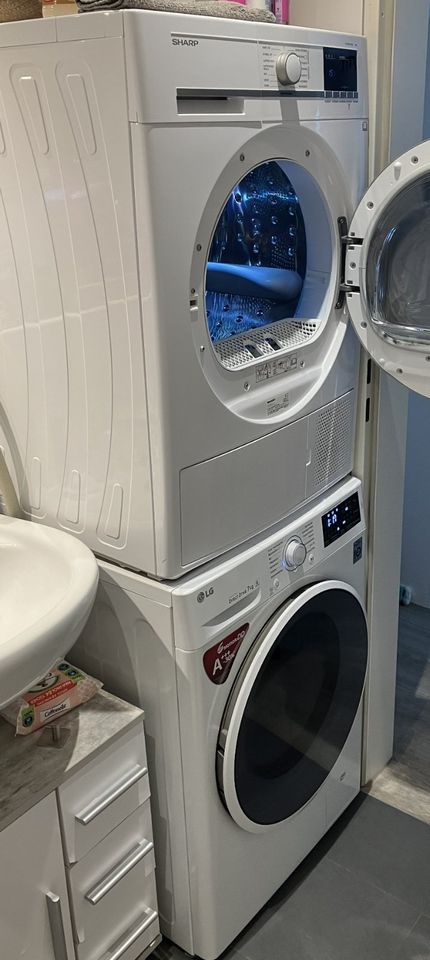 UMZUG: LG Waschmaschine & SHARP Wäschetrockner in Ganderkesee