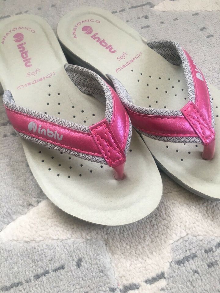 Flipflop Badeschuhe Größe 35 in Leipzig