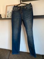 Jeans blau Retro Verzierungen M L 38 40 Nordrhein-Westfalen - Gladbeck Vorschau