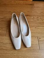 Gabor Hochzeitsschuhe Schuhe Creme Gr. 40 Bayern - Maxhütte-Haidhof Vorschau