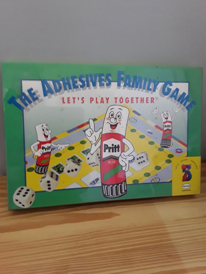 THE ADHESIVES FAMILIENSPIEL Let's play together Brandneu und OVP! in Drestedt