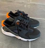 Nike Air Huarache 41 42 Sneaker Sportschuhe Köln - Bayenthal Vorschau