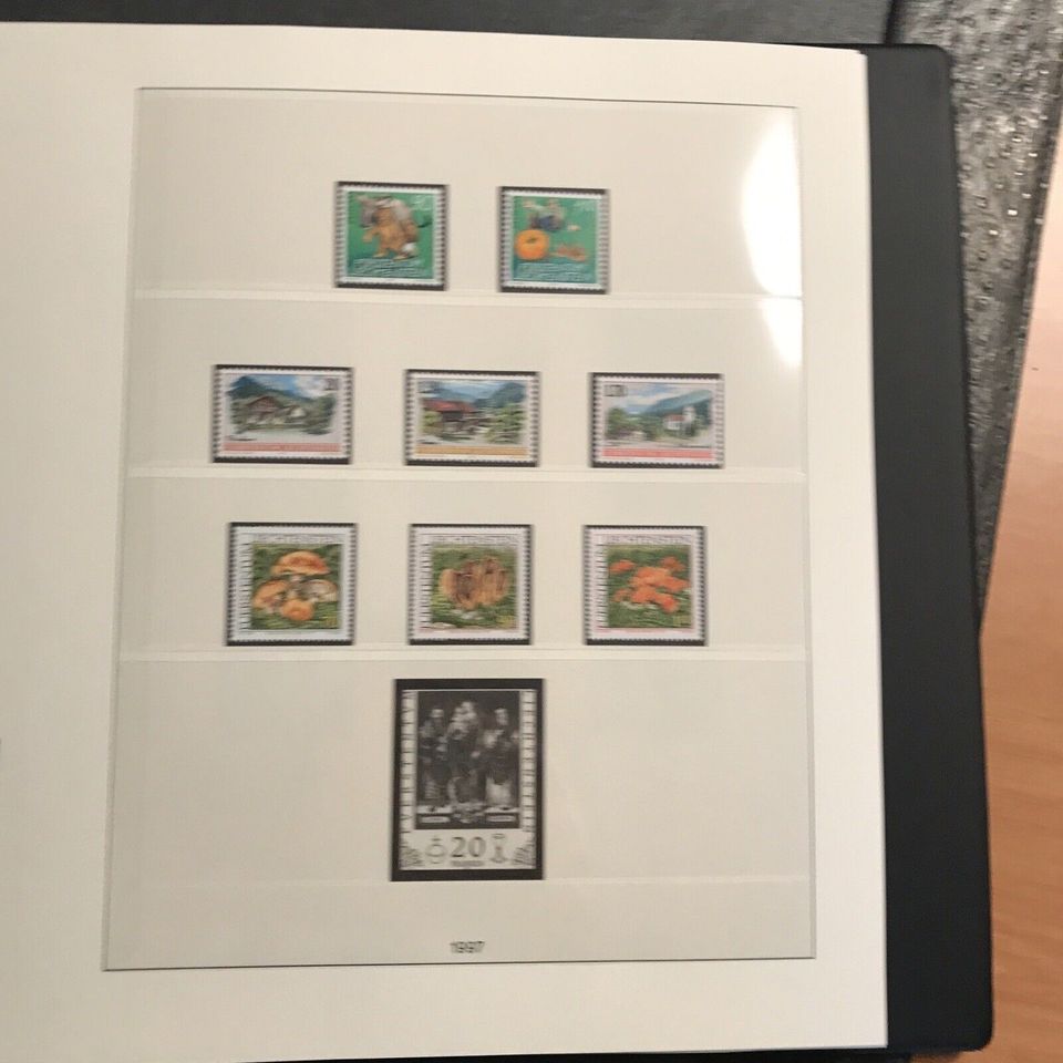 Lindner Lichtenstein 1994-1998 mit Briefmarkensammlung, fast komp in Bissingen