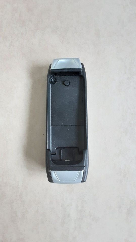 Original Mercedes-Benz Handy Auto-Halterung für Nokia 6700 in Worms