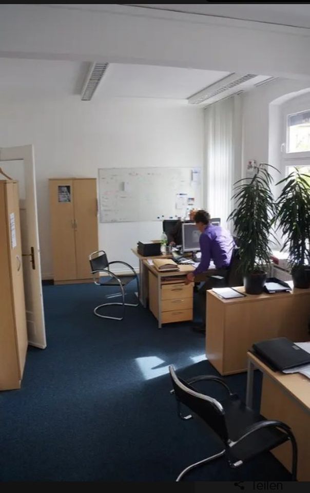 Sehr helle Büro- oder Praxisetage in Wohn- und Geschäftshaus - Altbau in Lüdenscheid