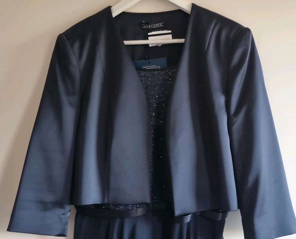 Abendkleid und Bolero neu Marie Lund 44 Pajetten in Ibbenbüren