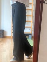 H&M weite Stoffhose schwarz Gr. 34 Hessen - Vellmar Vorschau