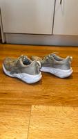 Asics Novablast 5 / Gr. 44 / Laufschuhe Niedersachsen - Bremervörde Vorschau