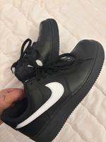 Nikes in schwarz Hessen - Borken Vorschau