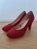 Pumps High Heels rot Baden-Württemberg - Villingendorf Vorschau