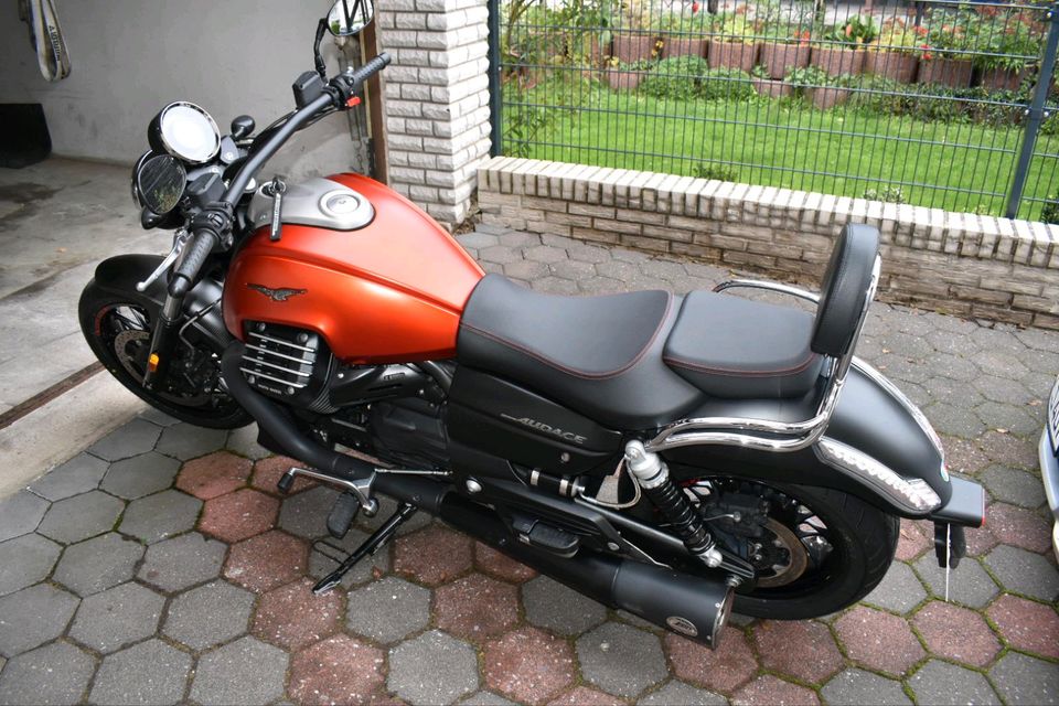 Moto Guzzi California 1400 Audace in Borchen