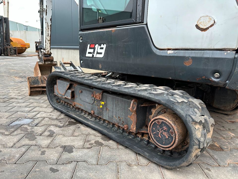 Minibagger Bobcat E19 in Südlohn