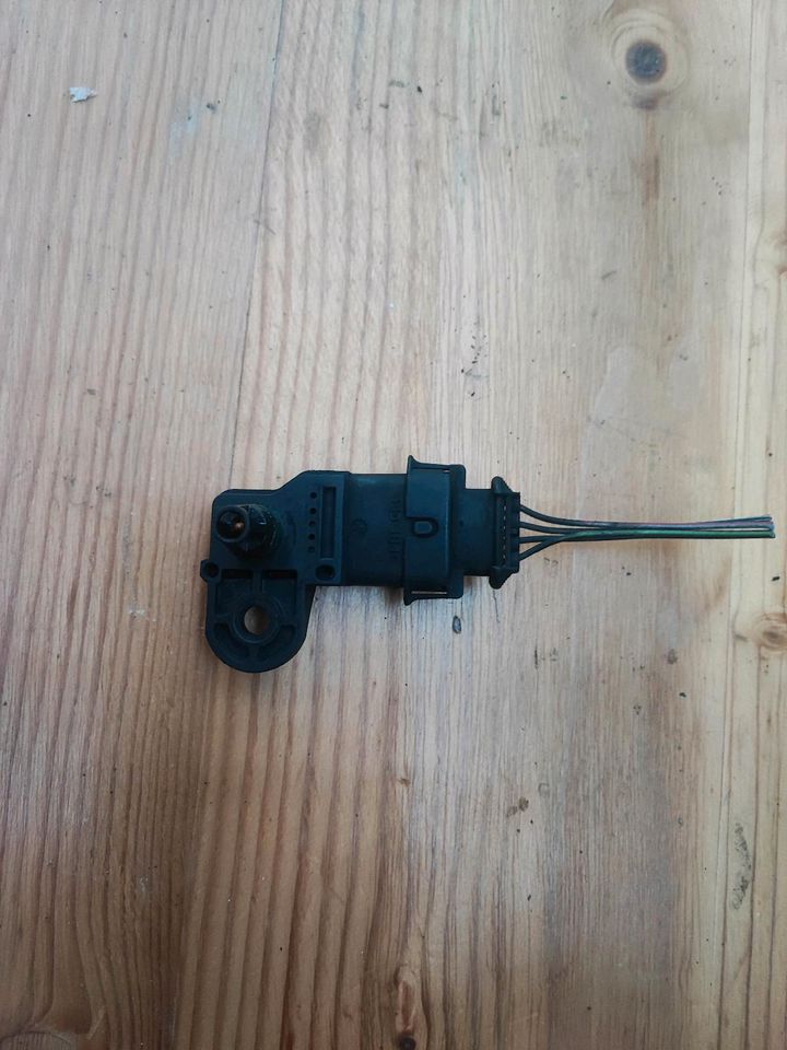 Opel Astra H 2.0 Turbo Ladedrucksensor 0261230042 Bosch in Kehl