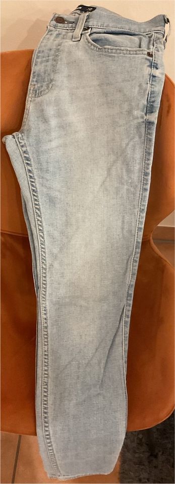 Hollister super slim Advanced Stretch Gr.26/30 in Jüchen