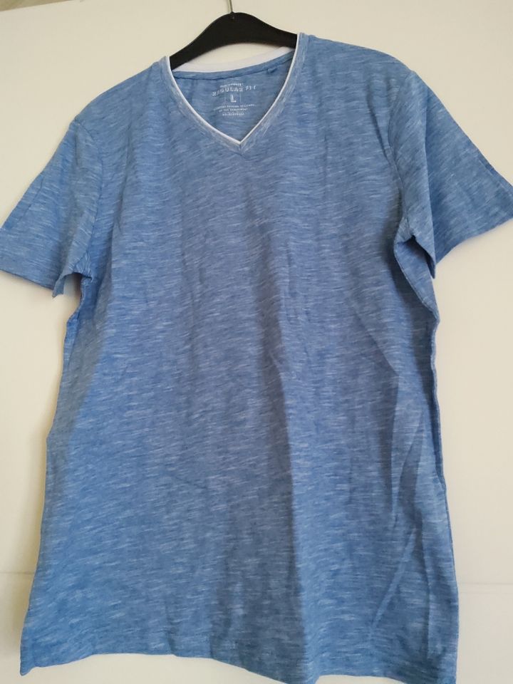 T-Shirt Gr. L, clockhouse, hellblau/weiß gestreift, NEU in Ense
