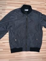 H&M  Pilotenjacke Gr 164 schwarz grau Junge Jacke Collegejacke Niedersachsen - Rotenburg (Wümme) Vorschau