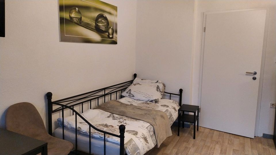 Möbliertes WG-Zimmer in Hennigsdorf zu vermieten in Hennigsdorf