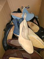 Karton mit Damenschuhen Hessen - Einhausen Vorschau