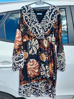 Schickes Kleid - zweilagig -Gr. L Hessen - Eichenzell Vorschau
