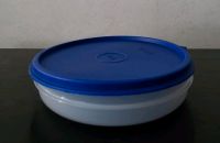 Tupperware runde transparente Dose mit blauem Deckel Niedersachsen - Emstek Vorschau