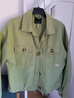 Kurzjacke/Blazer von Bershka Gr.M Niedersachsen - Bad Harzburg Vorschau