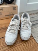 Reebok ‘Glide Ripple’ Sneaker Gr. 42 Hamburg-Mitte - Hamburg St. Pauli Vorschau