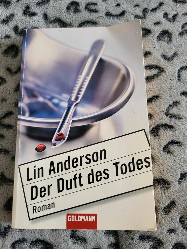 Lin Anderson - Der Duft des Todes / Roman zu verschenken in Zwickau
