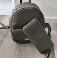 TOP Guess Rucksack & Geldbörse kostenfrei dazu Nordrhein-Westfalen - Düren Vorschau