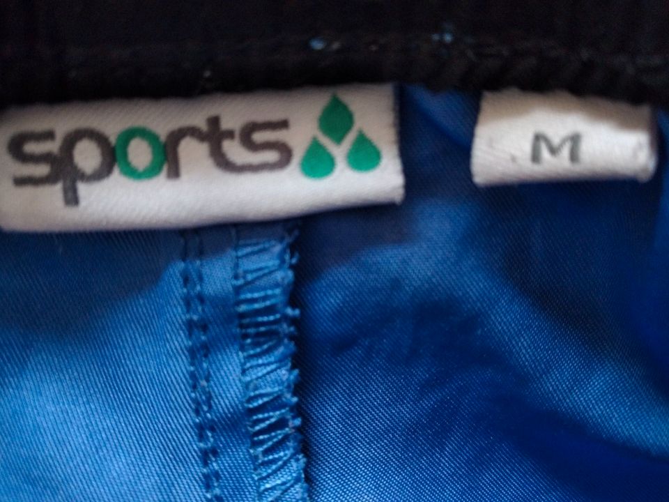 Unisex Sports Activwear Short / Hot Pan , Gr. M .. in Langenau