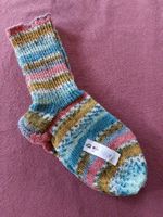 Selbstgestrickte Socken Größe 32/33 Niedersachsen - Nortmoor Vorschau