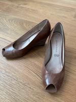 Peeptoe-Lederschuhe mit Keilabsatz Berlin - Steglitz Vorschau