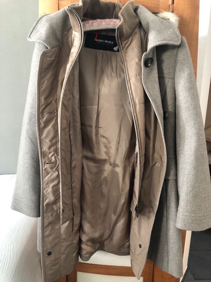 Jacke Winterjacke Gerry Weber taupe neuwertig in Konstanz