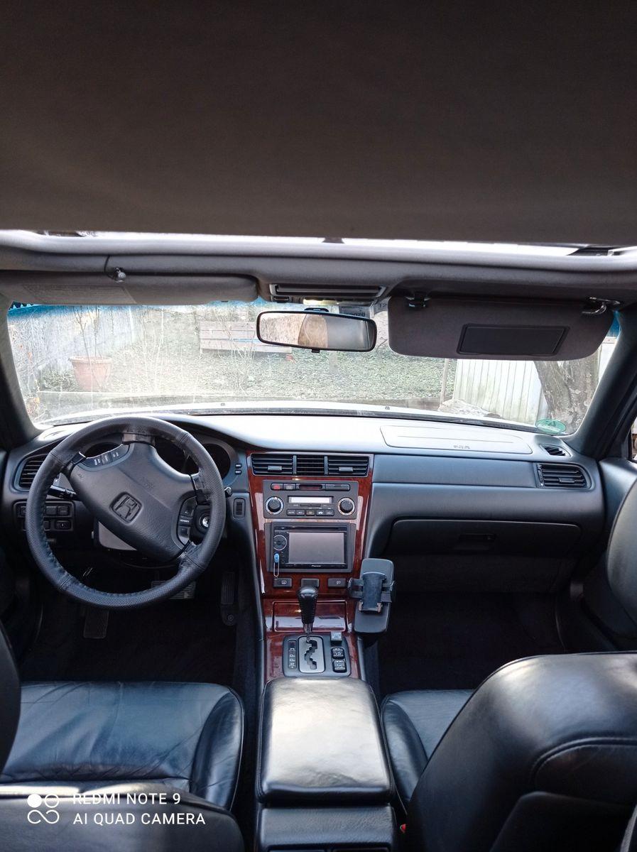 Abbildung des Autos Honda Legend 3.5i V6