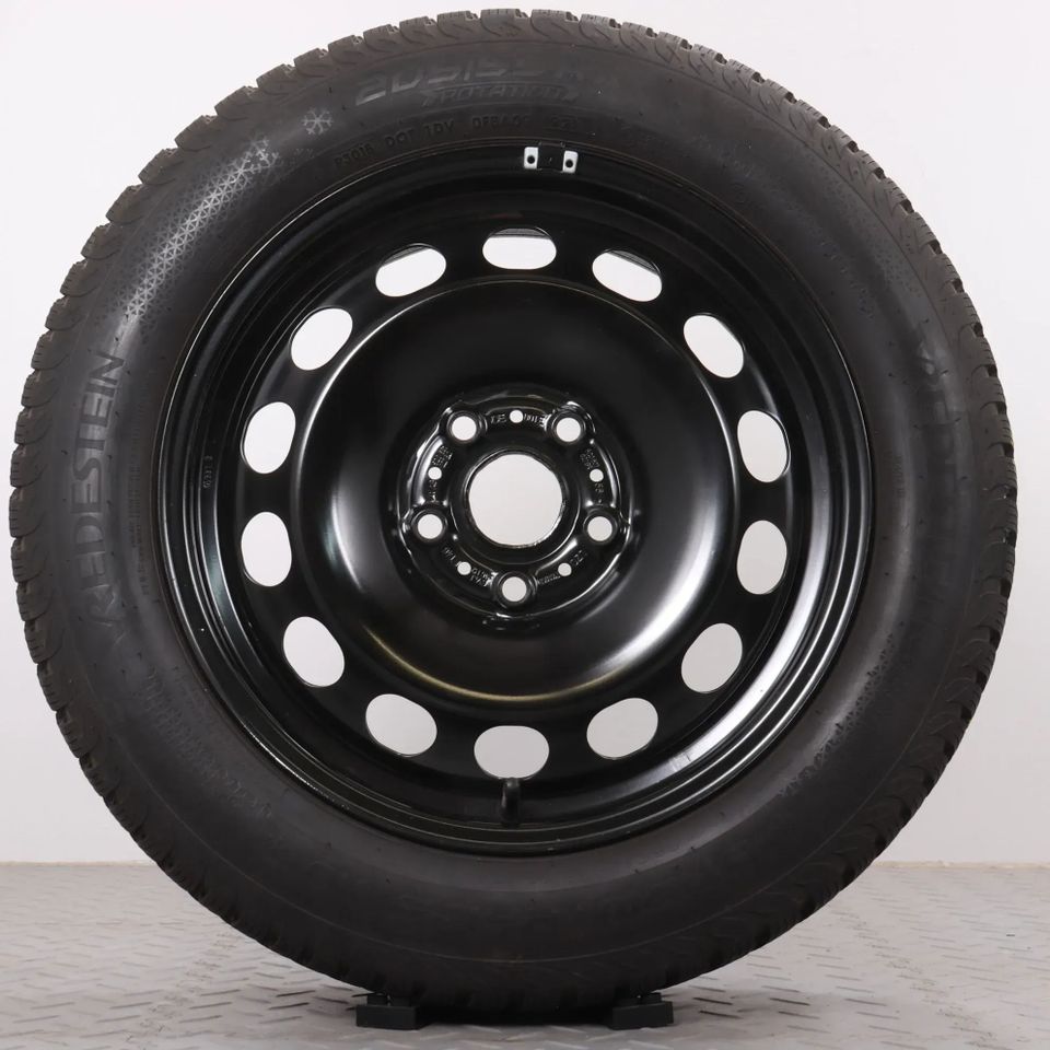 Winterräder 16 Zoll VW Golf 5 6 7 8 Original Felgen 5Q0601027BQ Winterreifen 205/55R16 91H AO (Audi-Original) Vredestein Snowtrac 5 Stahlfelge Schwarz 6,5x16ET46 5x112 Stahlfelgen Winterradsatz in Gefell