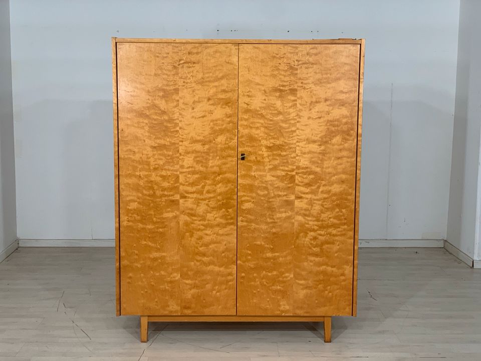 MID CENTURY KLEIDERSCHRANK WÄSCHESCHRANK SCHRANK WARDROBE VINTAGE in Berlin