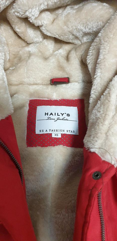 Rote Jacke von Haily's in Größe XS in Wurzen