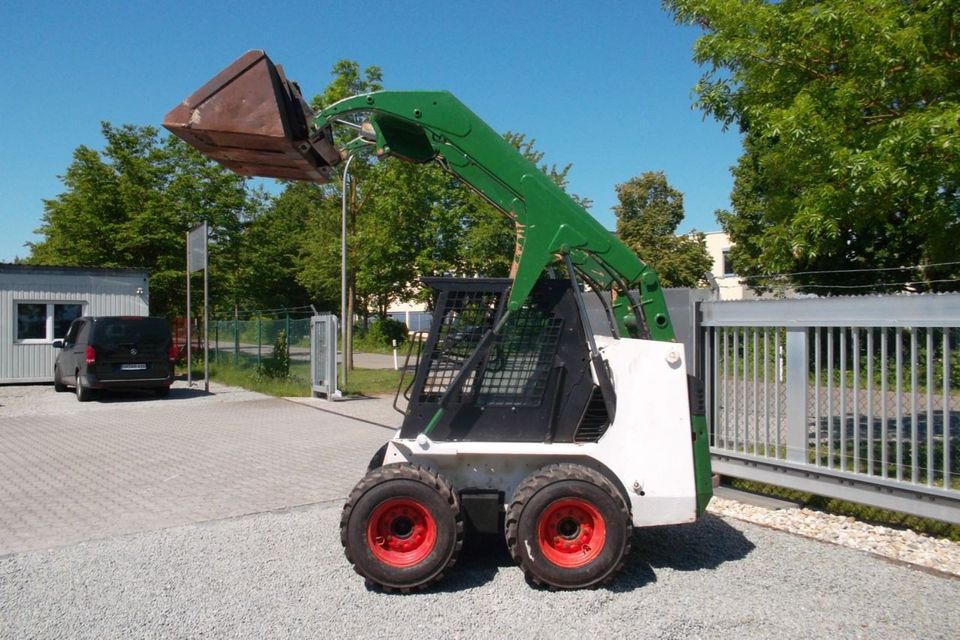 Radlader, Lader, Hoflader, Unilader Bobcat 7753/incl. 19% Mwst in Salching