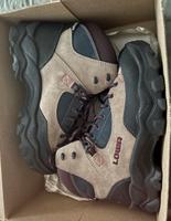 Lowa Wanderschuhe Damen Größe 39  Taupe/Navy Sachsen-Anhalt - Dessau-Roßlau Vorschau