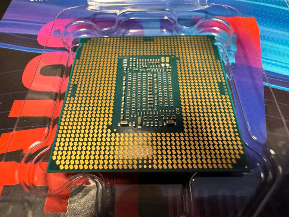 Intel Core i7 8700K 6x 3.70GHz So.1151 in Bottrop