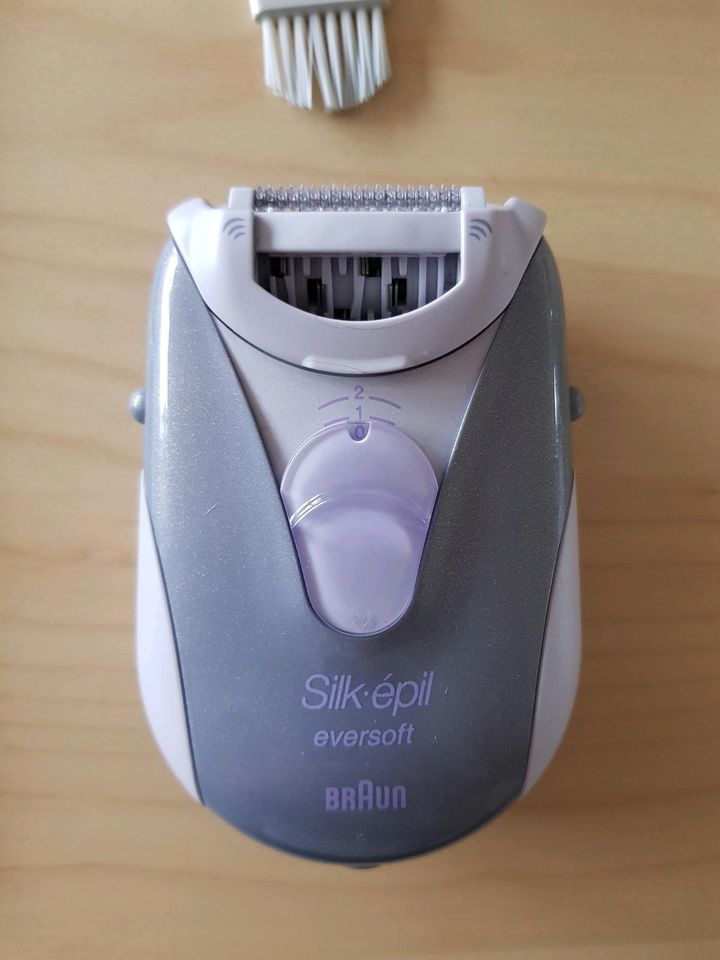 Braun Epilierer Silk'epil EverSoft in Wiesbaden