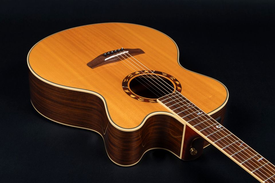 2009 Yamaha CPX15II Rosewood | Japan Custom Shop Westerngitarre in Niebüll