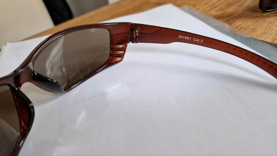 4 unbenutzte Sonnenbrillen, CAT 3, UV 400 Schutz in Mauritz