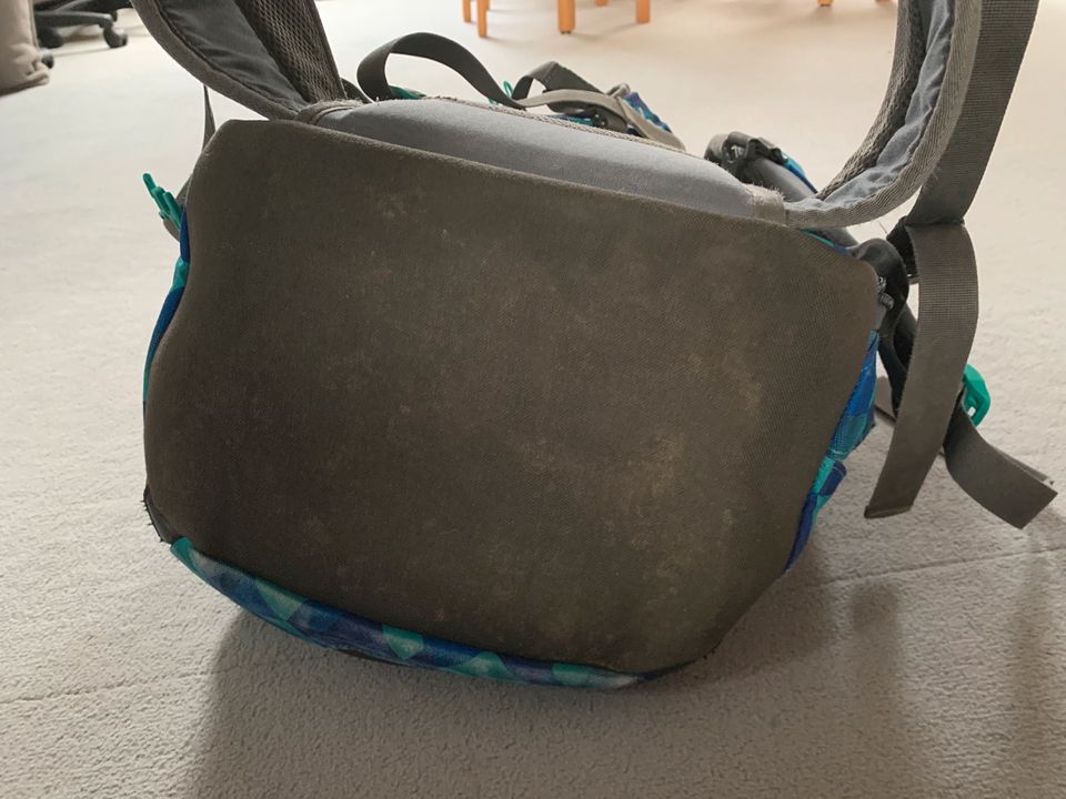 SATCH MATCH Schulrucksack Rucksack blau - Extrafach für Helm Ball in Neuss