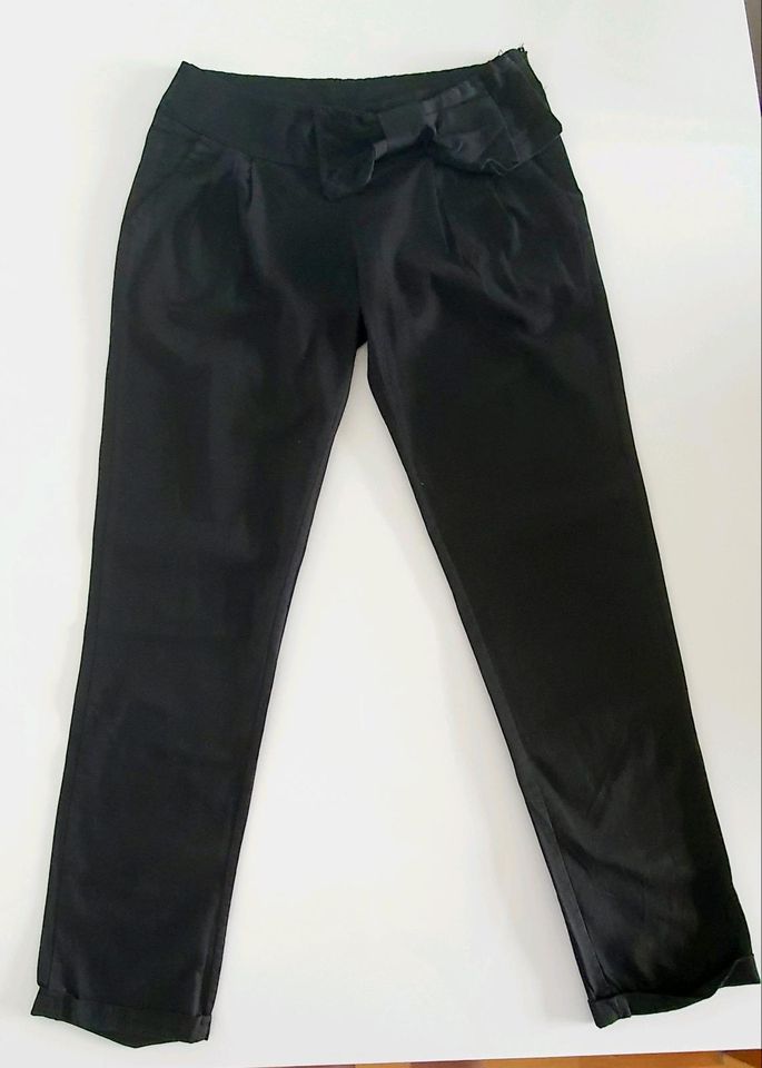 SCHWARZE STOFFHOSE MIT SCHLEIFE CHINO HOSE SOMMERHOSE GR.M BAUMWO in Hessen  - Offenbach | eBay Kleinanzeigen ist jetzt Kleinanzeigen