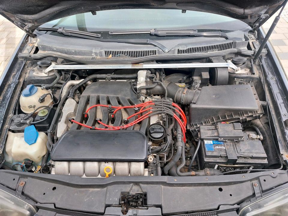 Schlachte Bora V6 4Motion AQP Motor 2.8L DRP Leder VR6 Haldex R32 in Greding
