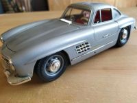 Modellauto Mercedes 300 SL in Silber Flügeltürer Daimler Benz DB Nordrhein-Westfalen - Ibbenbüren Vorschau