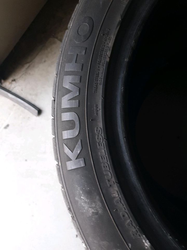 2 SOMMERREIFEN KUMHO 245 45 ZR17 95W DOT0115 Nr.833 in Wuppertal