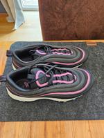 Nike Airmax Schuhe Damen (Größe 40) Hessen - Hüttenberg Vorschau