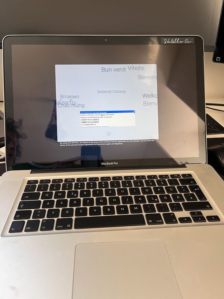 MacBook Pro 15,4 inch 500gb ssd, 4gb ram in Augsburg