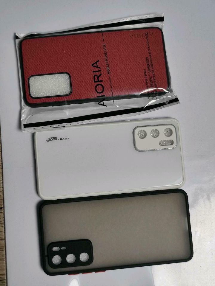 Neu 3x Samsung cover hülle schutzhulle weiss schwarz rot in Fürstenfeldbruck